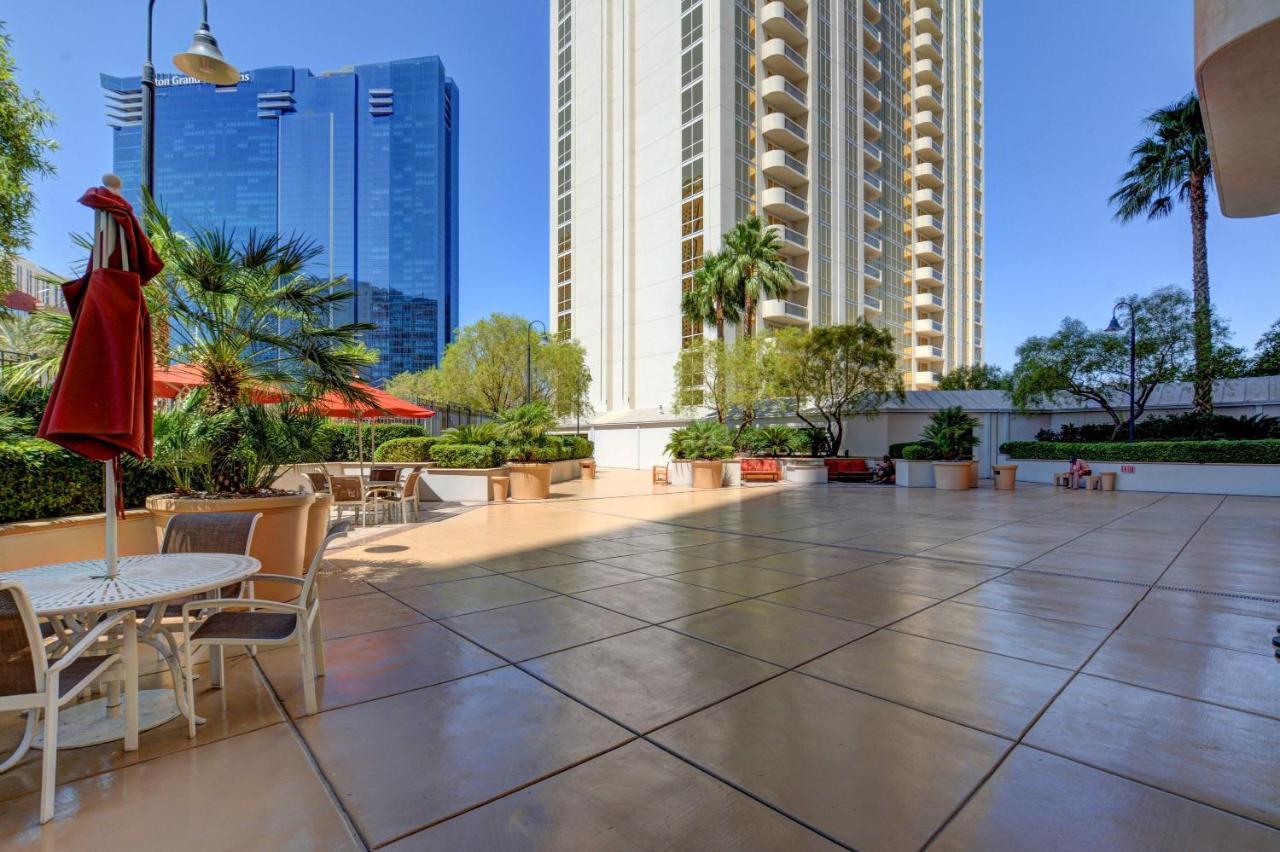 Mgm Signature-25-815 Strip View Balcony Holiday home Las Vegas